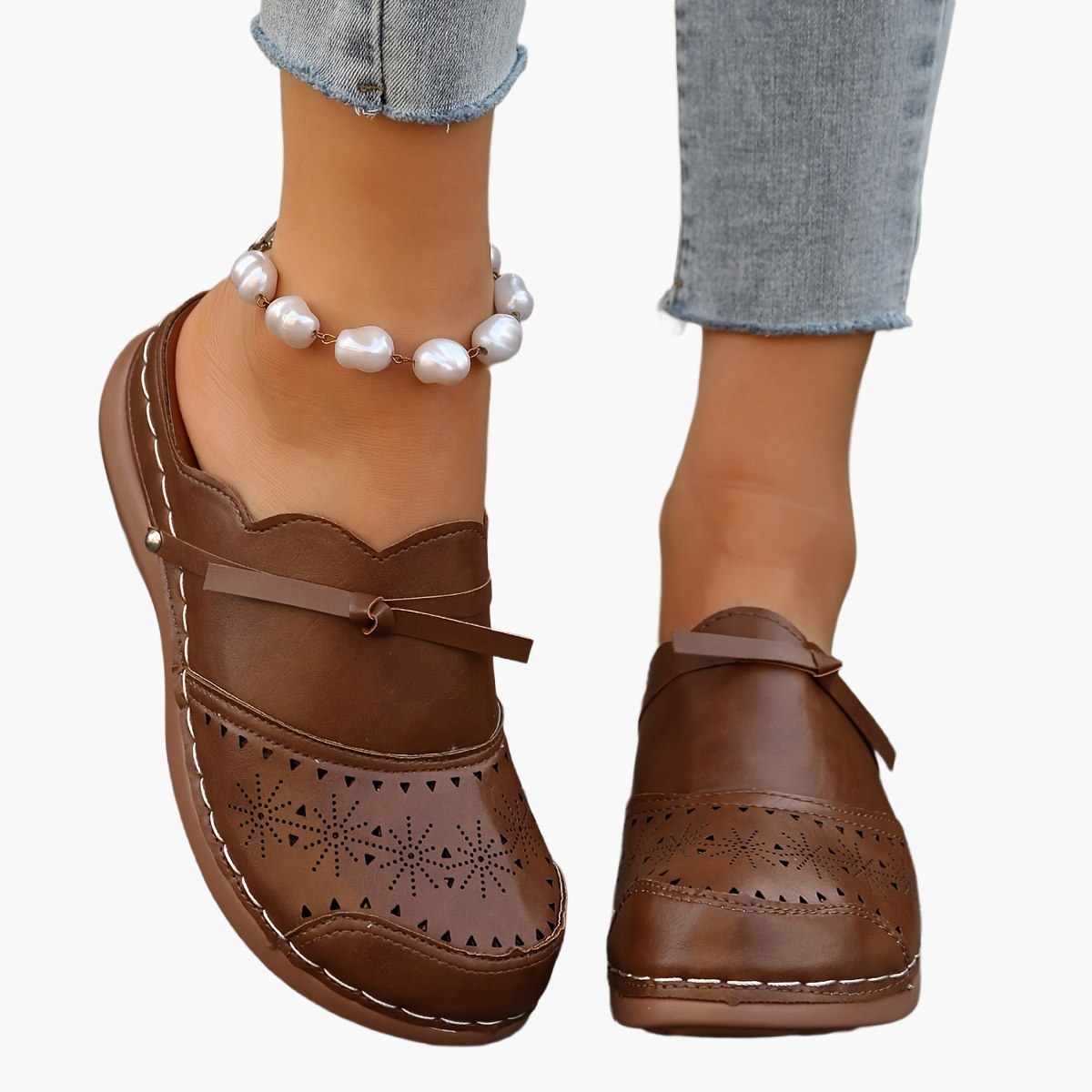 Damen Vintage Slip-On Clogs mit Lochmuster und Komfort-Plateausohle – Alltag & Freizeit