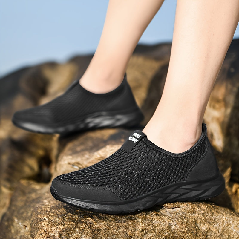 Damskie sneakersy slip-on z siateczki na co dzień i do sportu – wygodne buty rekreacyjne
