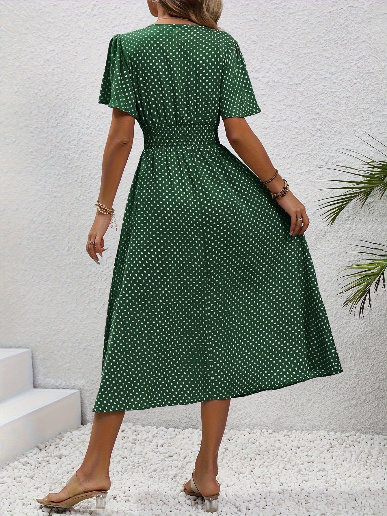 Robe décontractée à pois pour femme avec col en V et manches courtes – Élégante robe longue pour le printemps et l'été
