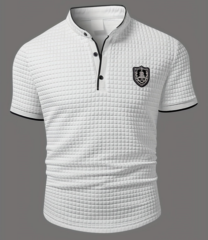 Maglietta Henley da uomo a maniche corte con collo alla coreana e stemma – Top casual moderno per tutti i giorni e uscite