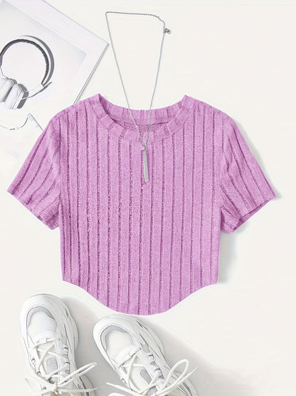 Dame kortermet ribbestrikket crop-top – avslappet sommer fritidsskjorte