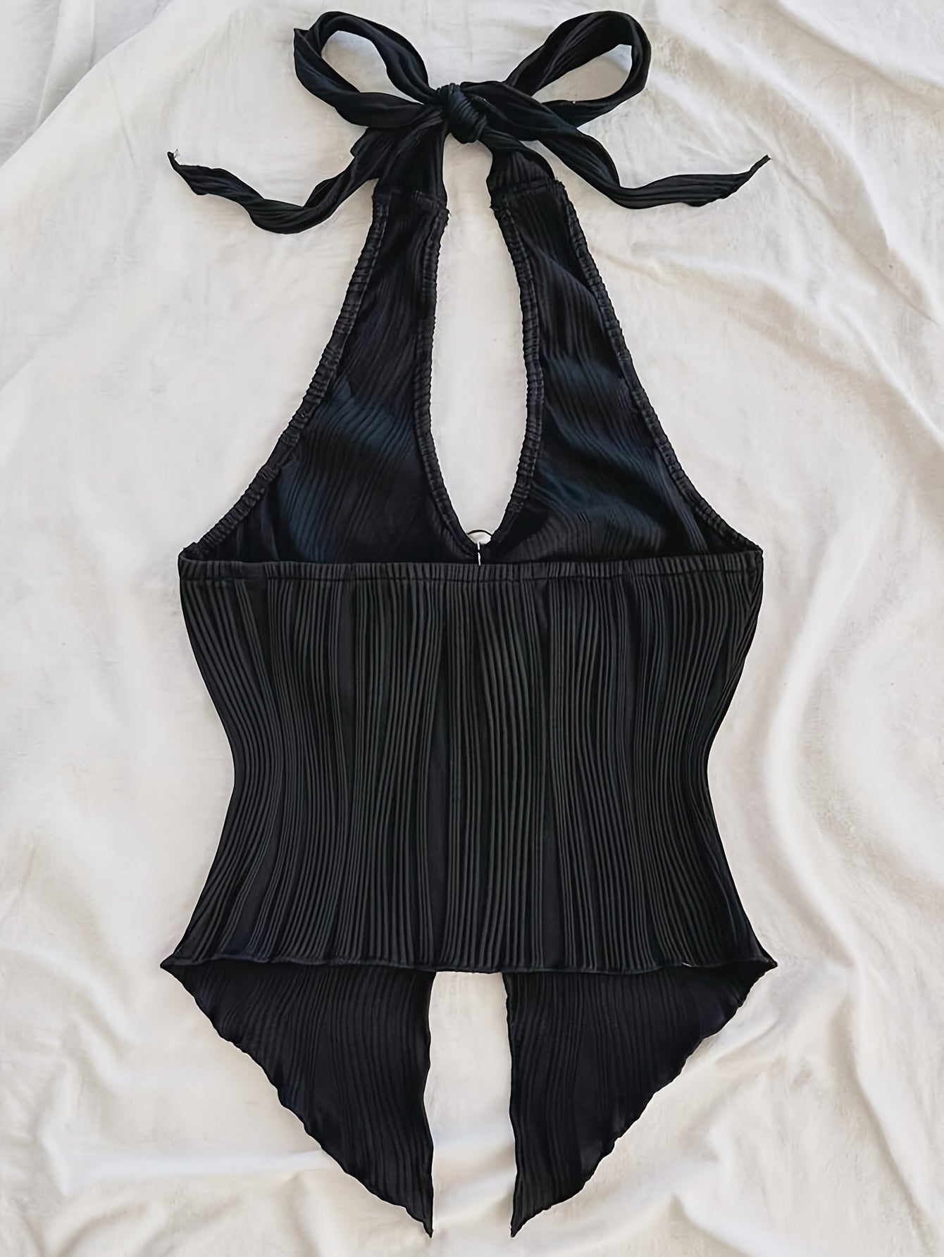 Top donna plissé con collo all'americana e orlo asimmetrico – Top moderno per feste e uscite