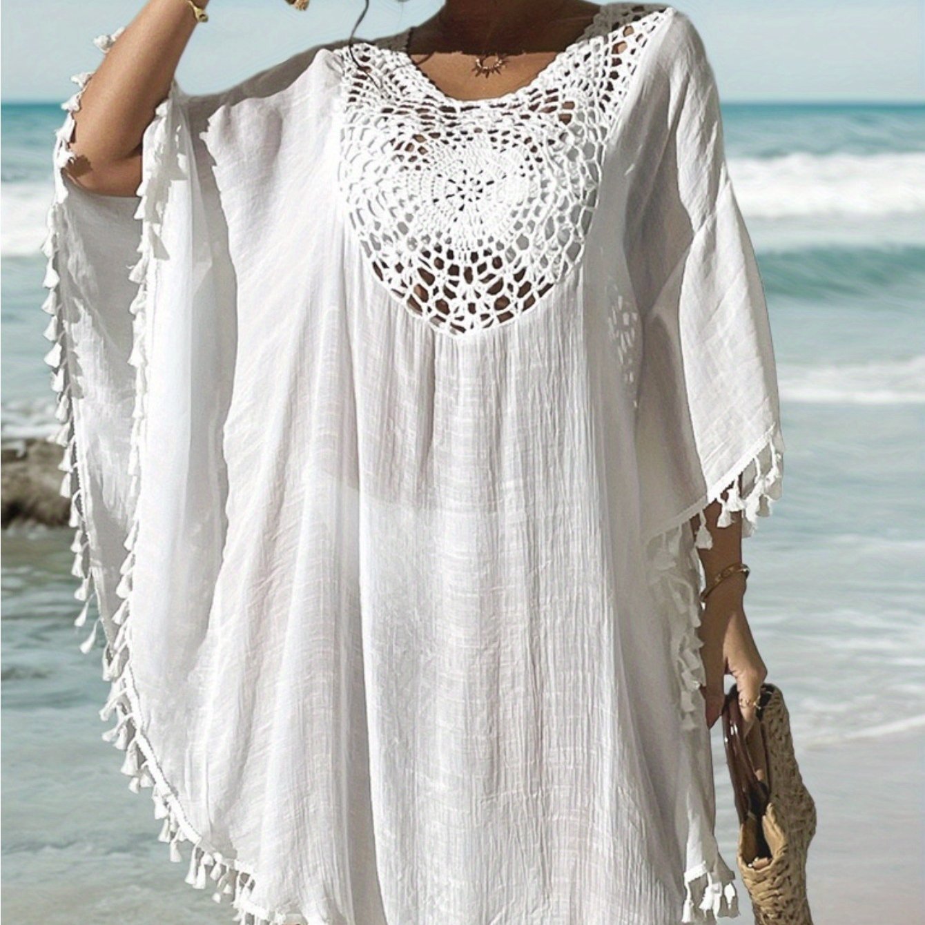 Dame strandkaftan poncho med hæklet detalje og frynser – Perfekt strandmode og sommer cover-up