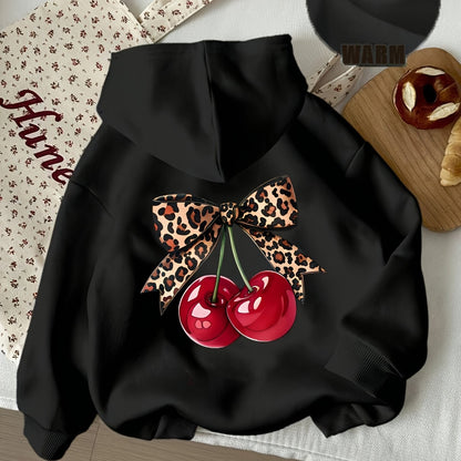 Zwarte dameshoodie met strikprint van kersen en luipaardmotief, casual hoodie met capuchon