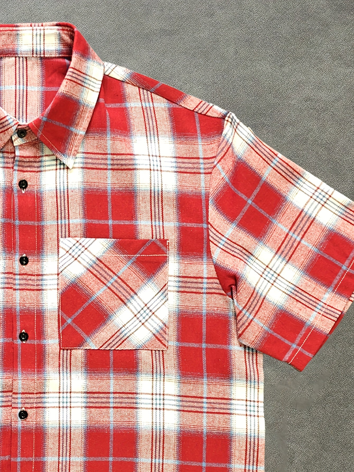 Camisa de cuadros oversize de manga corta para hombre con estilo streetwear – moda casual para el día a día y salidas