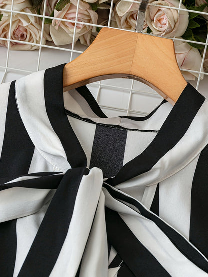 Damebluse elegant med stribet mønster og sløjfehals – Business & fritid