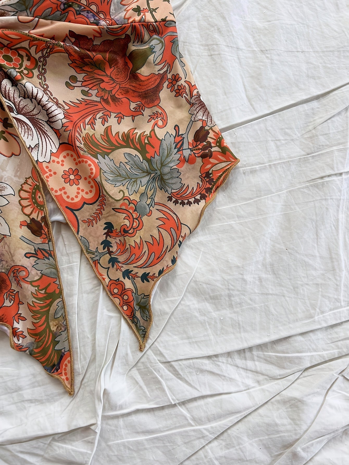 Dam Bandeau Crop Top med blommönster och knut – vintage-stil för sommar och festival