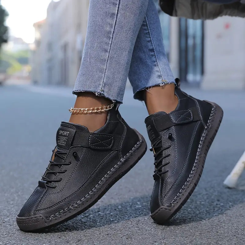 Sneaker da uomo per il tempo libero con design moderno e alto comfort per uso quotidiano e professionale