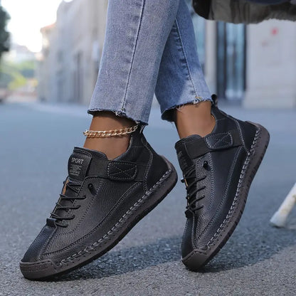 Sneaker da uomo per il tempo libero con design moderno e alto comfort per uso quotidiano e professionale