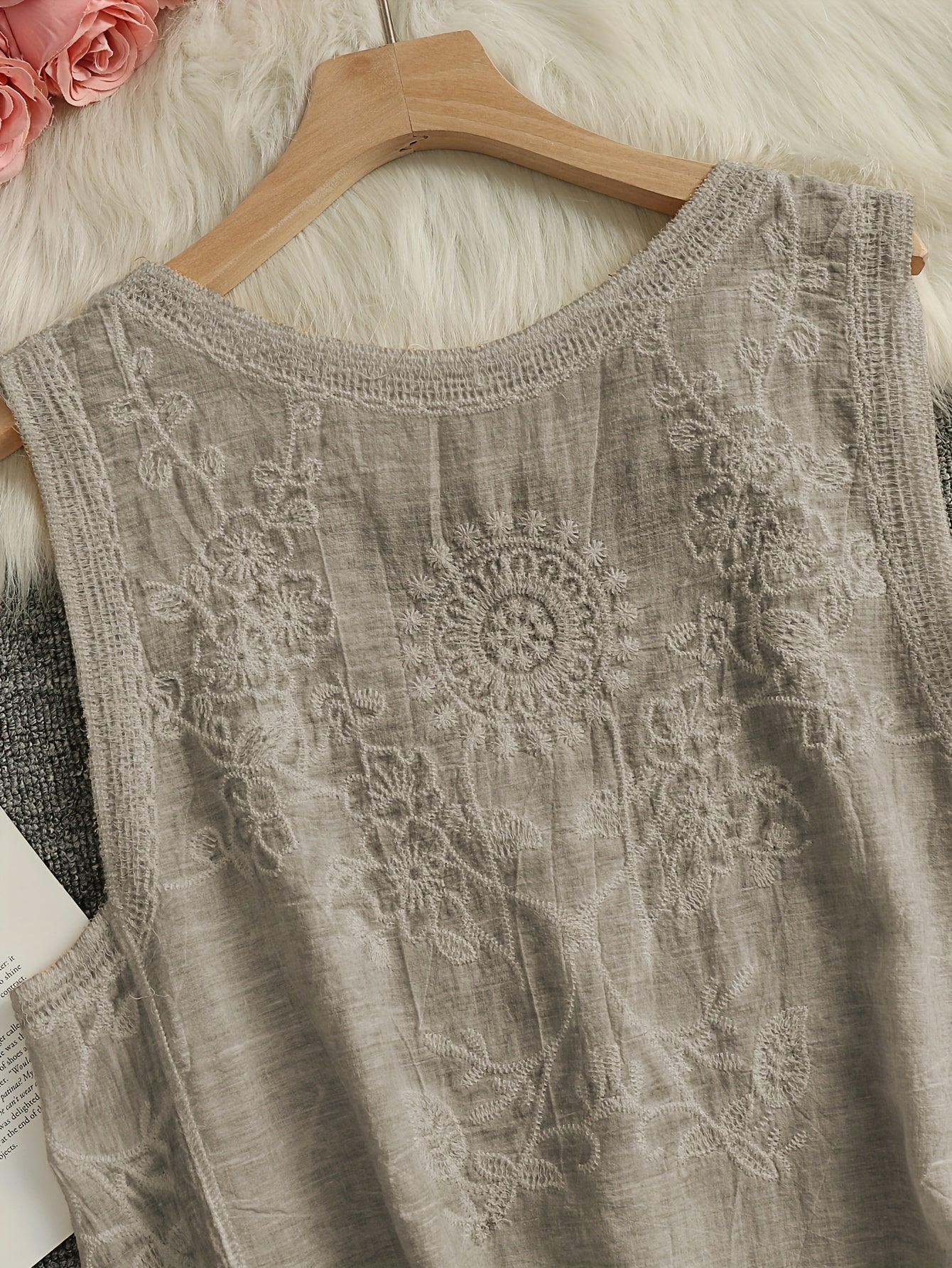 Damski boho haftowany top bez rękawów na lato i czas wolny