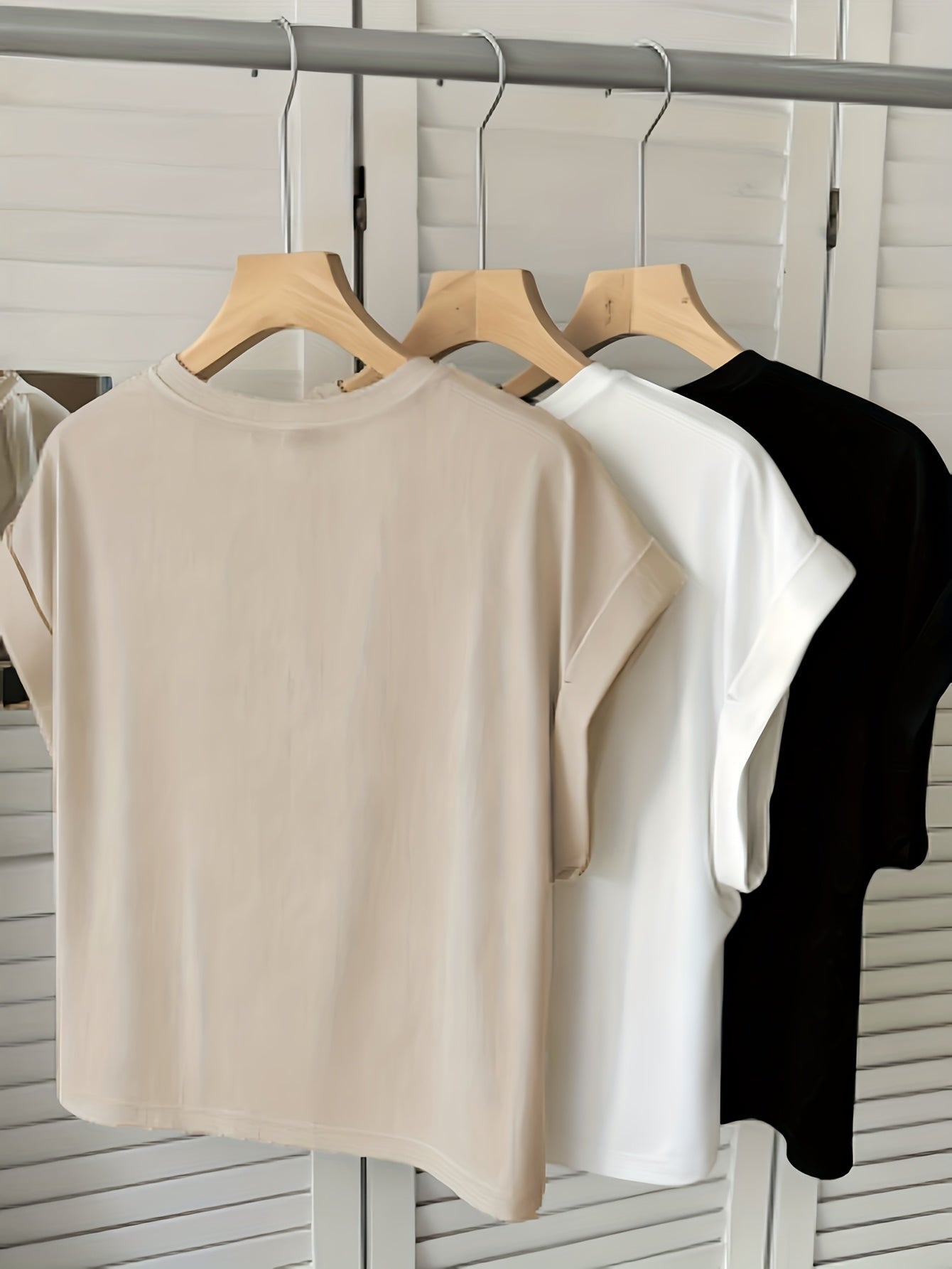 Camiseta básica para mujer con mangas dobladas – Estilo casual para el día a día y el tiempo libre