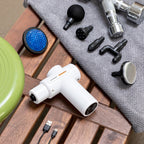 Massagepistool warm en koud met 6 koppen, 6 snelheden, LCD-scherm