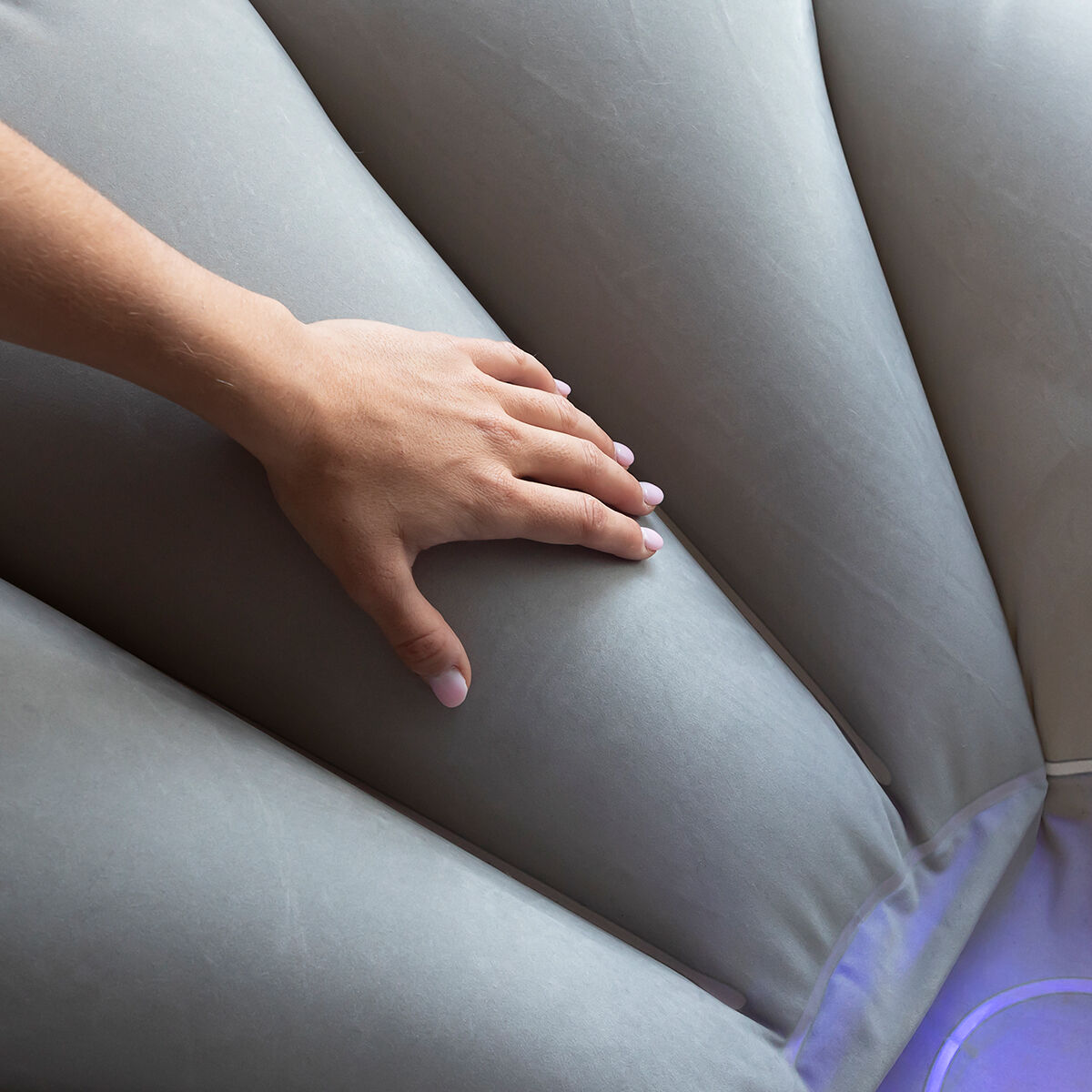 Opblaasbare fauteuil met RGB LED-verlichting en afstandsbediening, 99x64x104 cm