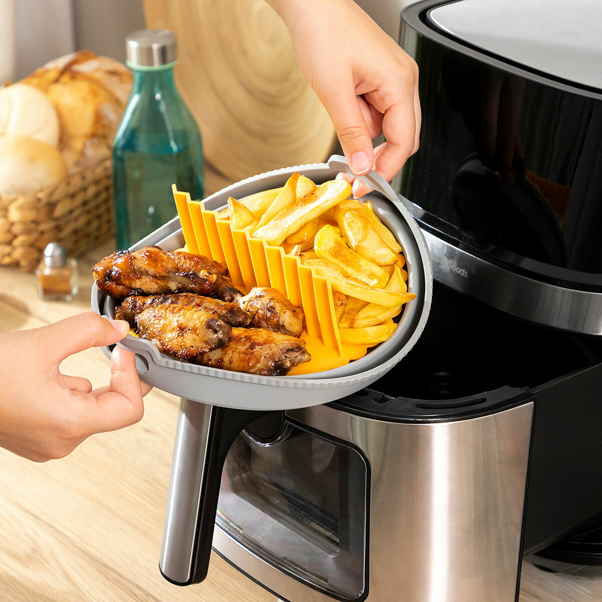 Opvouwbaar siliconen mandje voor airfryer met tussenschot, grijs/oranje