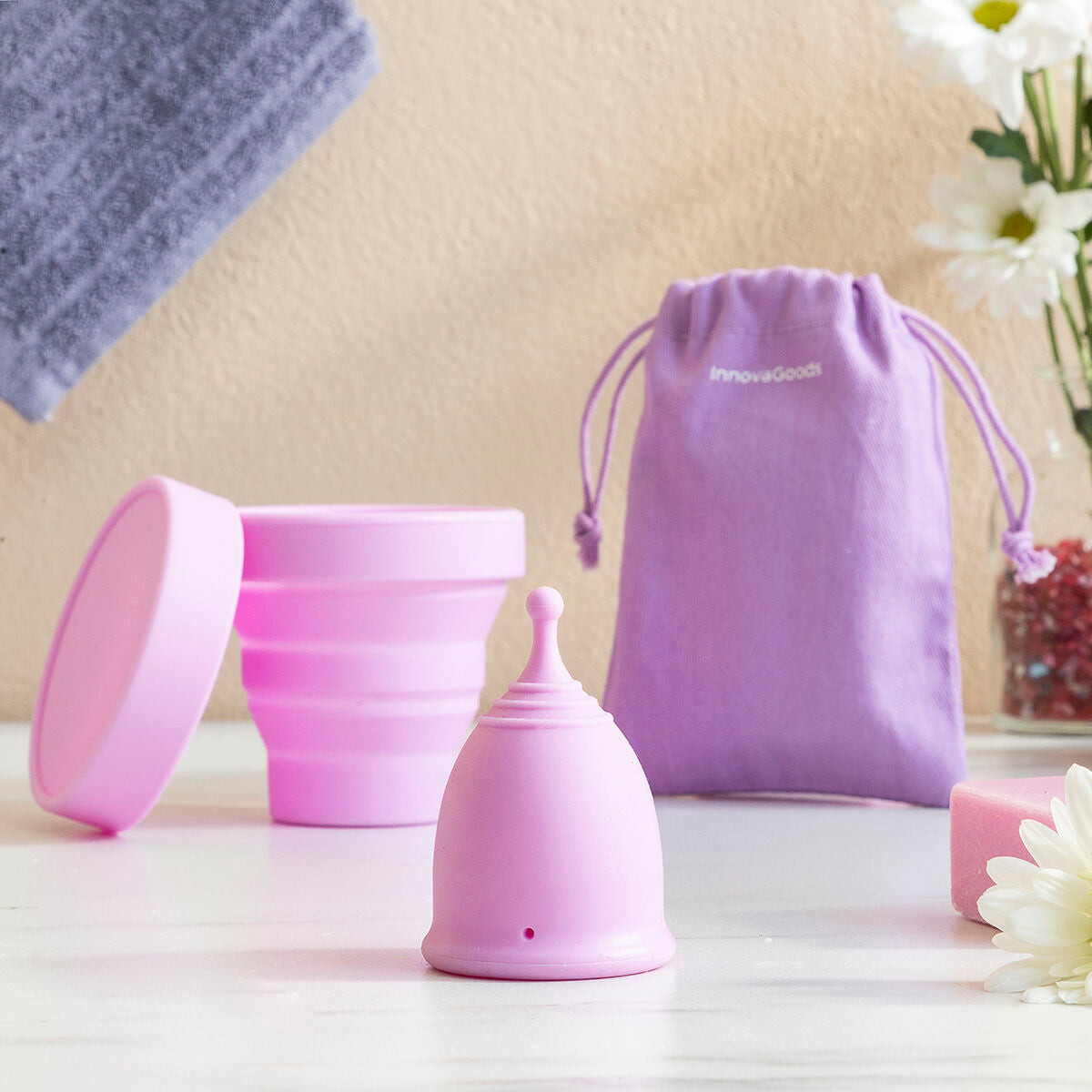 Set van 2 menstruatiecups met accessoires, maat S 20 ml en L 25 ml