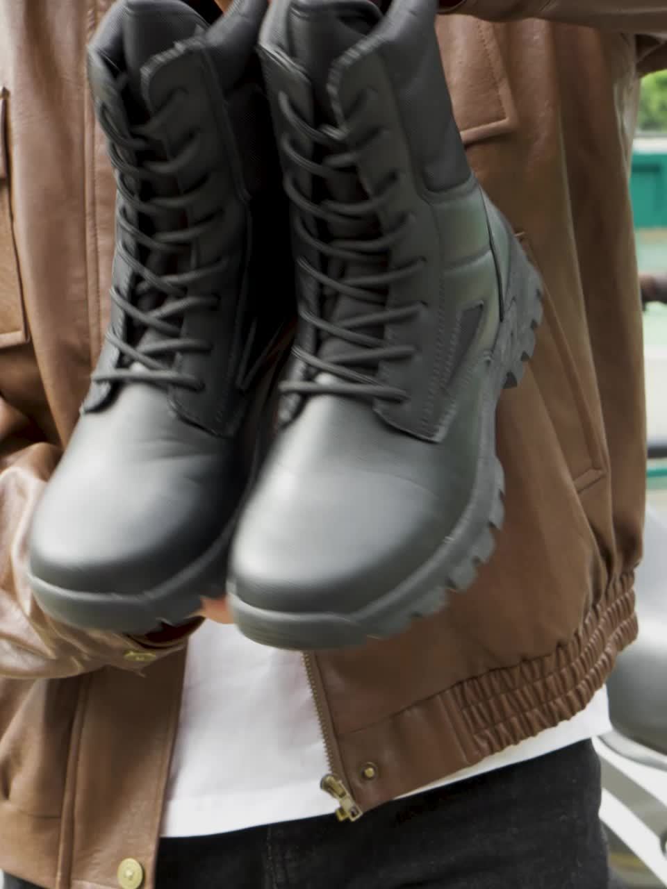 Botines robustos de cordones para hombre, altos, con suela perfilada, en negro