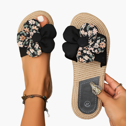 Damskie letnie klapki z aplikacją kwiatową – modne espadryle na co dzień i na wakacje