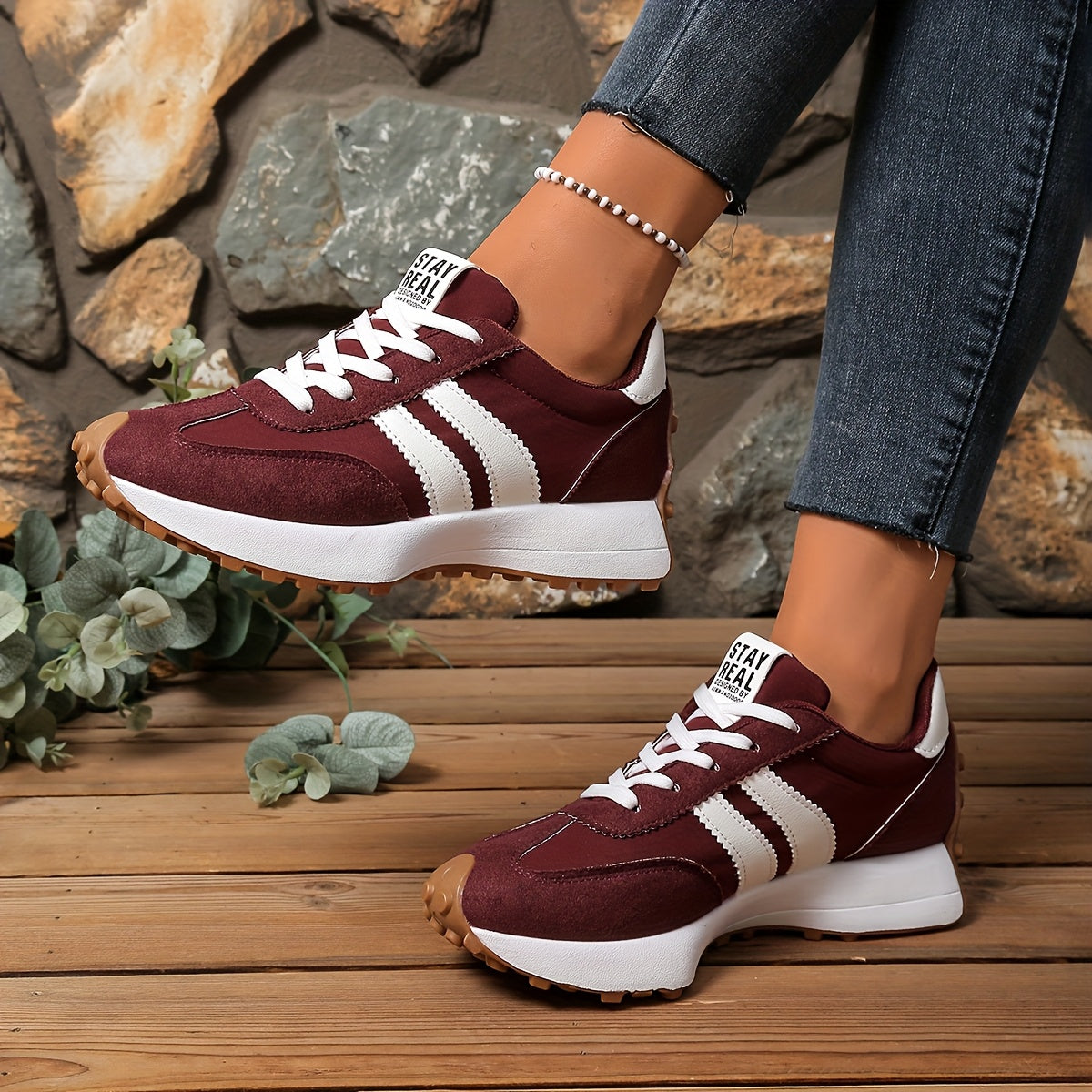 Sneaker donna retrò per tutti i giorni e tempo libero – Stile sportivo con strisce