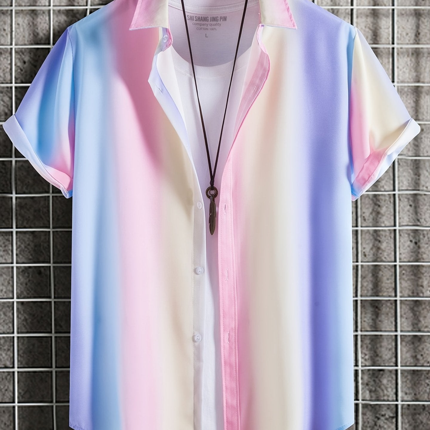 Chemise de villégiature à manches courtes pour homme avec imprimé coquillages – Look estival maritime pour la plage et les loisirs