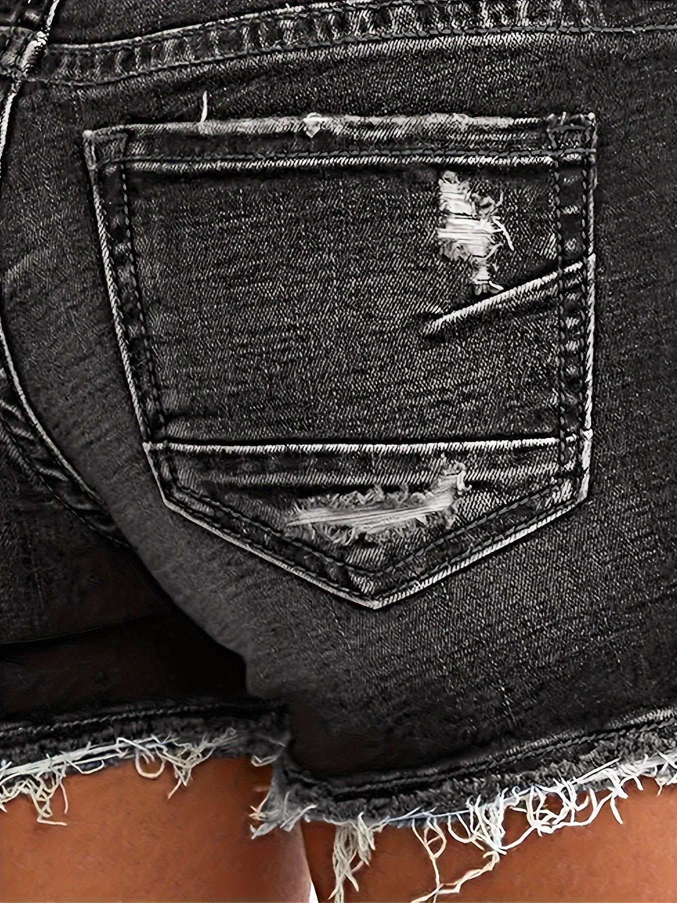 Short en jean femme aspect usé avec franges – Mode estivale décontractée pour loisirs et quotidien