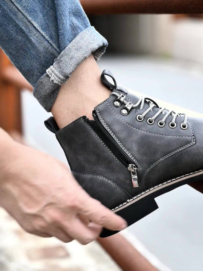 Stivaletti stringati da uomo con punta rinforzata