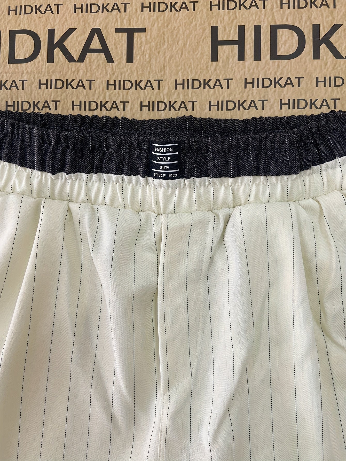 Herren Weite Loungehose mit Nadelstreifen – Modern & Bequem für Freizeit und Home-Office