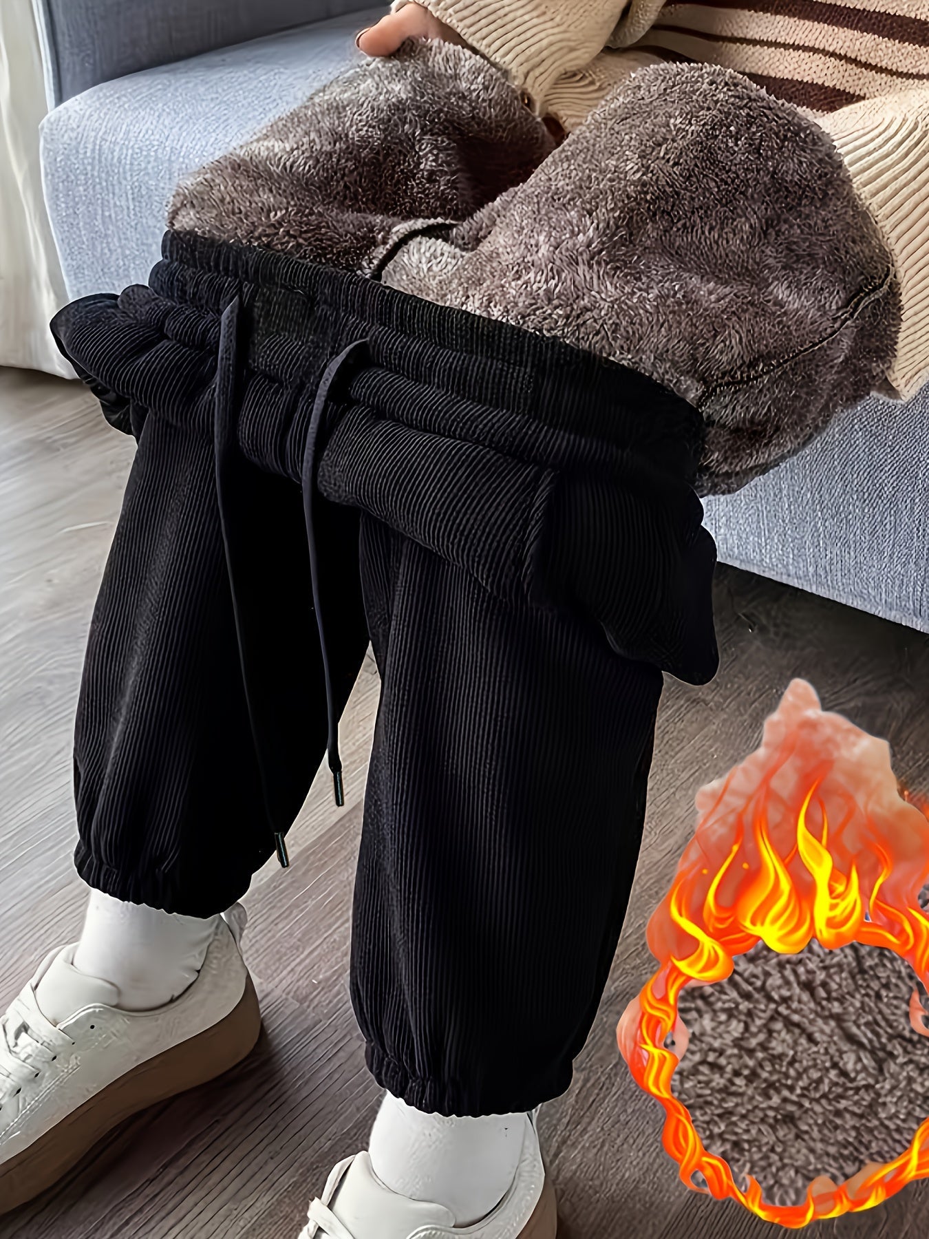 Pantaloni da jogging termici unisex in tessuto a coste nero con fodera in peluche