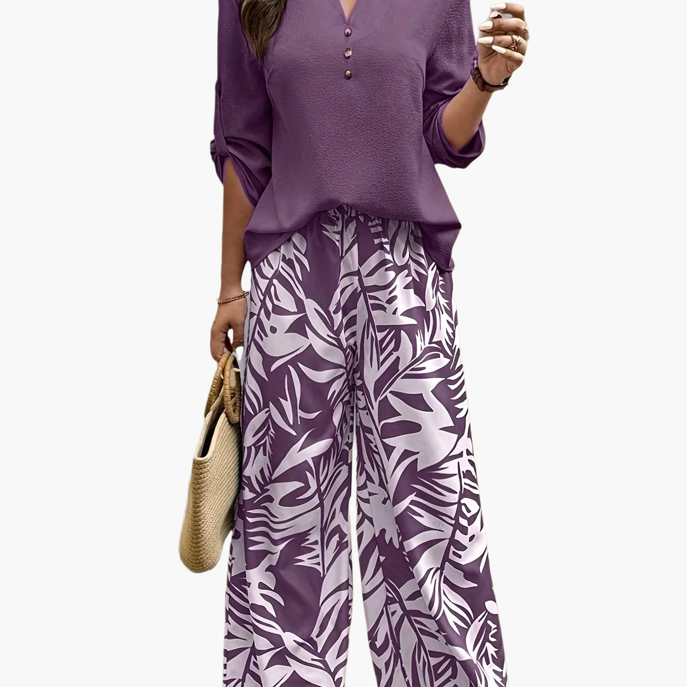 Abbigliamento casual elegante da donna con motivo tropicale – Camicetta e pantaloni larghi, perfetti per primavera e estate