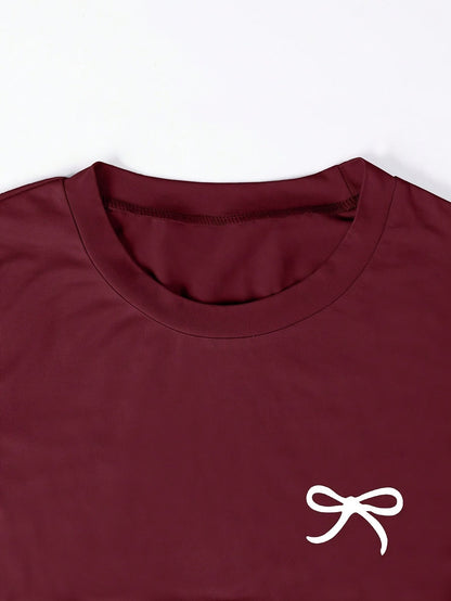 Dame basic T-skjorte med broderi og rynkinger – hverdag og fritid, kortermet, moderne