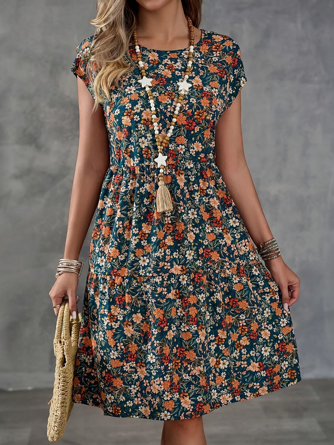 Damen Sommerkleid im Blumenmuster – Freizeit & Urlaub, Kurzarm, Knielang, A-Linie