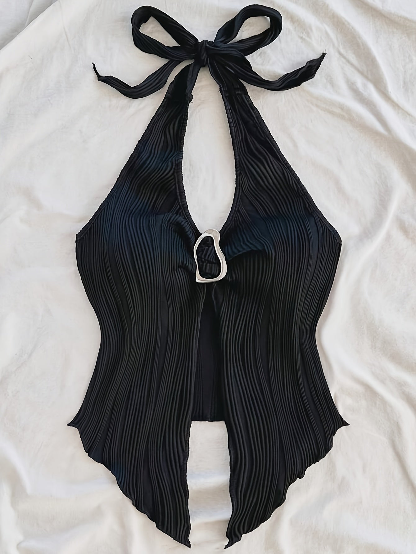 Top donna plissé con collo all'americana e orlo asimmetrico – Top moderno per feste e uscite