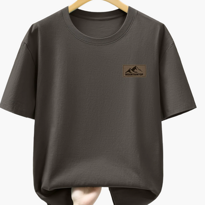 Herre T-skjorte med minimalistisk fjell-logo – fritid, urban stil, perfekt for hverdag og helg