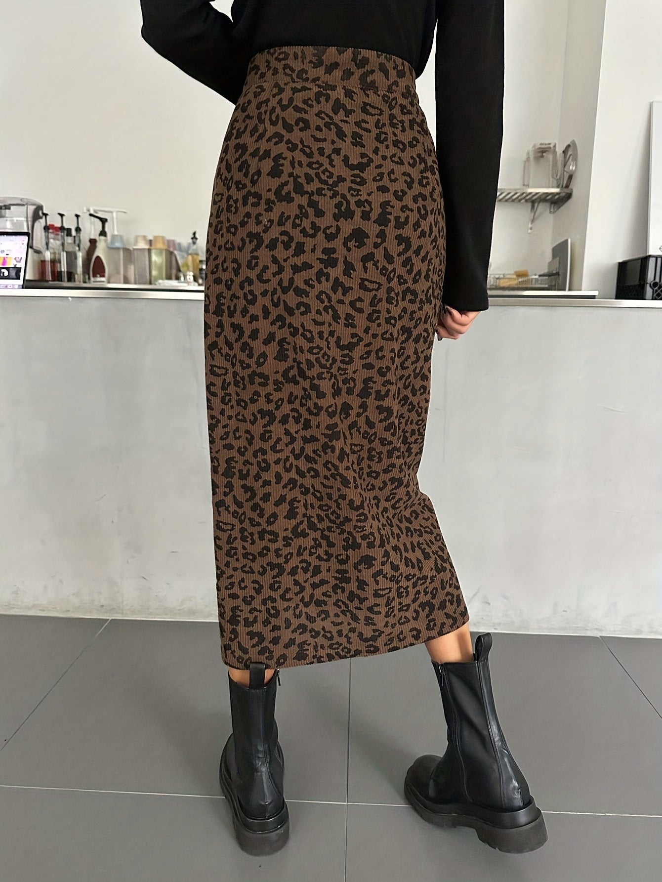 Gonna midi da donna con motivo leopardato e spacco