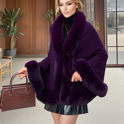 Mantella da donna con bordo in ecopelliccia: elegante poncho-stola in vari colori