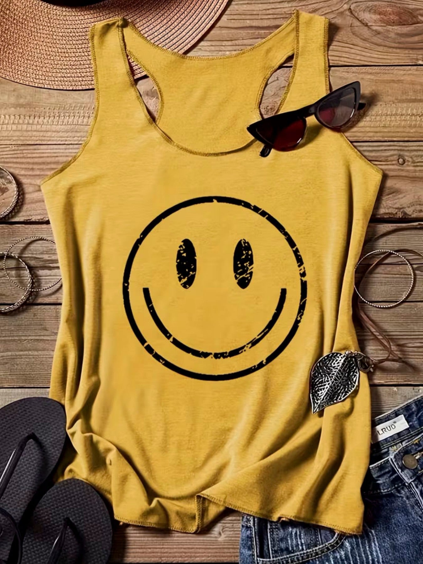 Damski tank top z vintage nadrukiem uśmiechniętej buźki – swobodna letnia koszulka na co dzień