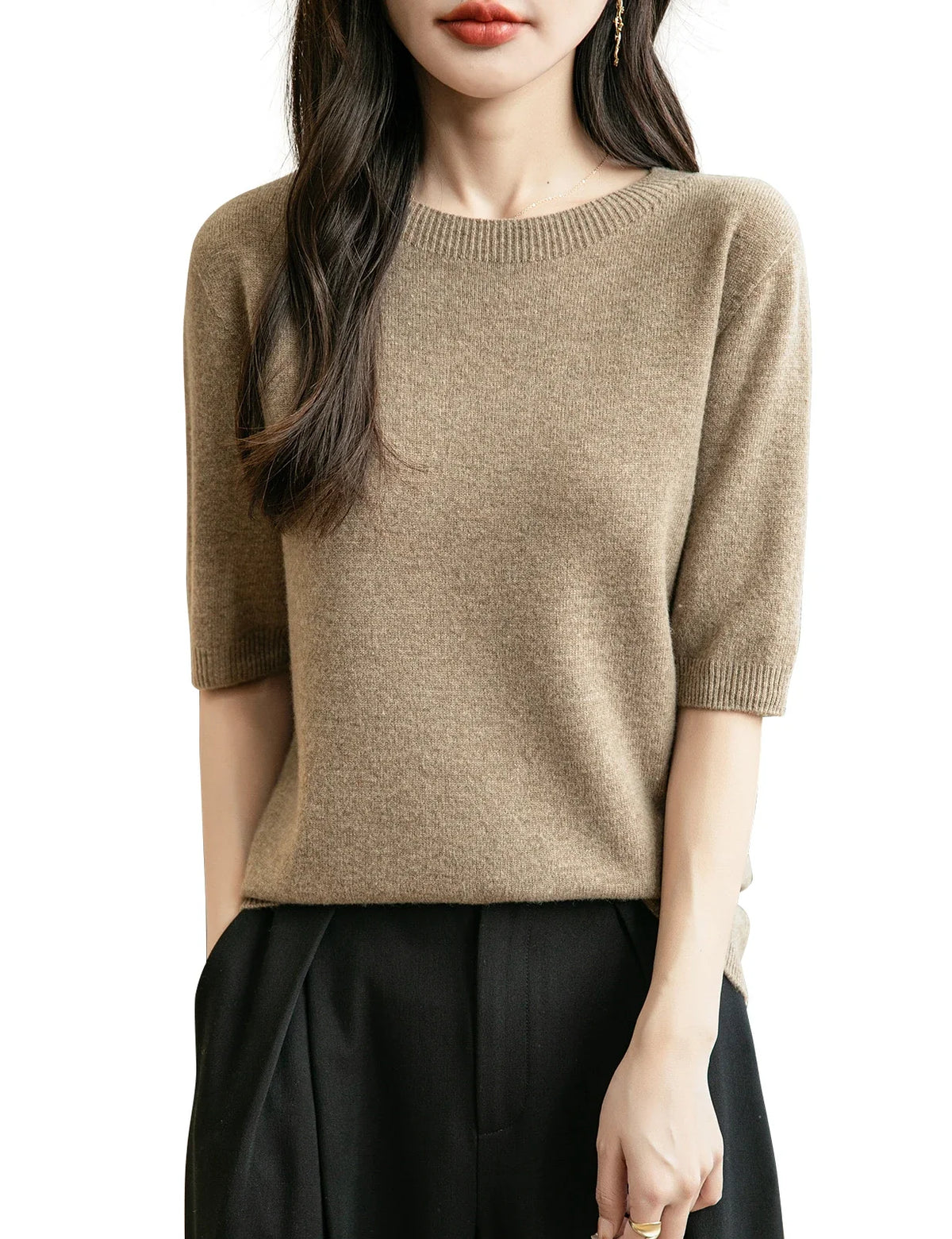 Pullover da donna a maniche corte in maglia con scollo rotondo, in vari colori