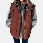 Bodywarmer voor dames met capuchon, knopen en zakken