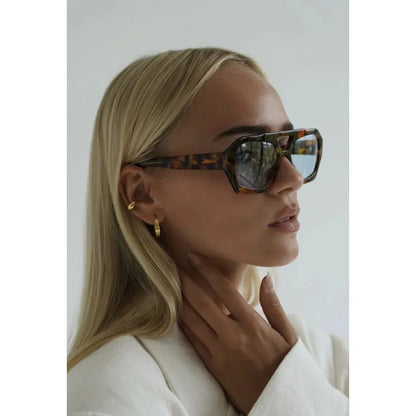 Occhiali da sole oversize alla moda da donna per fashioniste – Accessorio di tendenza per primavera ed estate