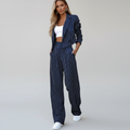 Regina | Set met gestreepte blazer en wijde broek voor dames