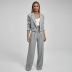 Regina | Set met gestreepte blazer en wijde broek voor dames