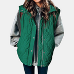 Bodywarmer voor dames met capuchon, knopen en zakken