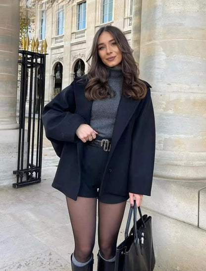 Cappotto Oversize Boxy Fit da Donna – Look Autunnale e Invernale alla Moda per Outfit Urbani e di Tendenza