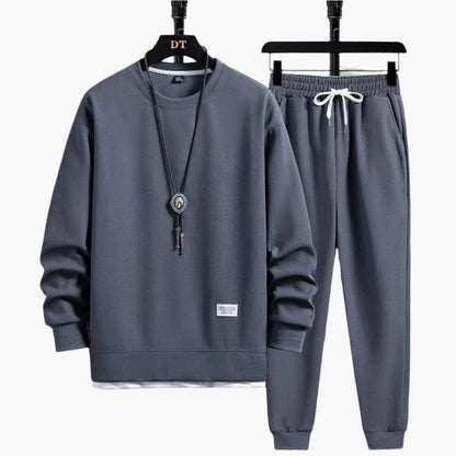 Completo Tuta da Uomo – Outfit Casual Moderno con Felpa e Pantaloni da Jogging – Perfetto per Quotidiano e Relax