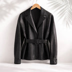 Jas voor dames met riem en lange mouwen