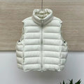 Lichte gewatteerde bodywarmer voor dames met tweewegrits