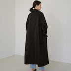 Lange swingcoat voor dames met A-lijnsnit en verlaagde schouders