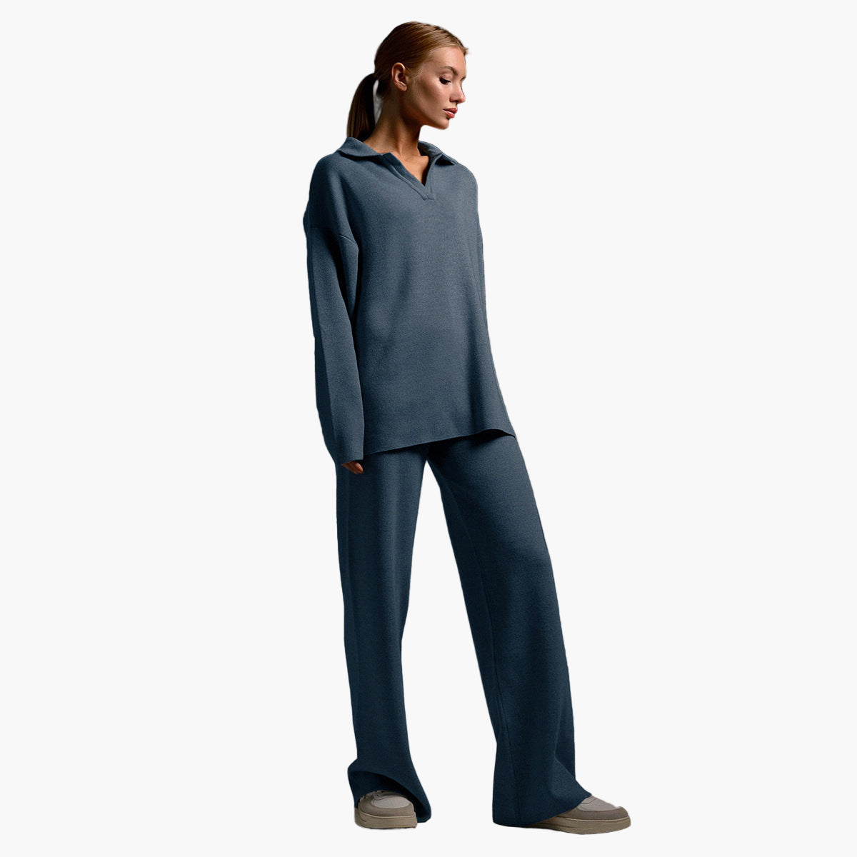 Conjunto de ropa lounge para mujer – Suéter de punto oversize con cuello y pantalón ancho – Cómodo y moderno para casa y ocio