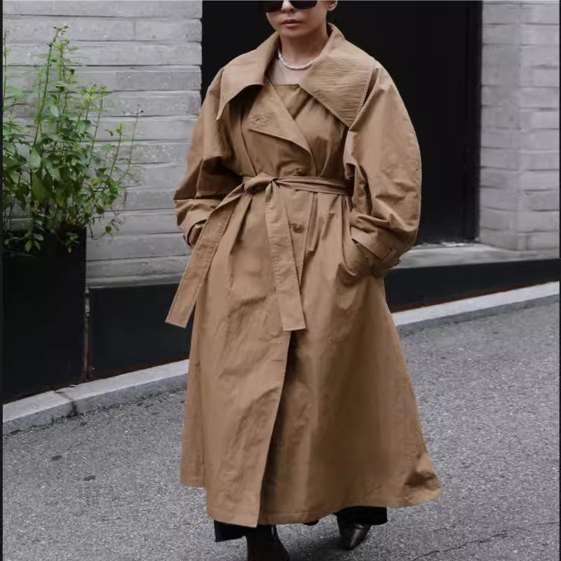 Oversized trenchcoat voor dames met watervalkraag en strikceintuur