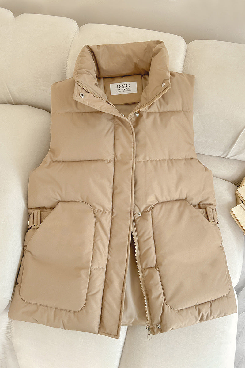 Gewatteerde utility-bodywarmer voor dames met opstaande kraag en grote klepzakken
