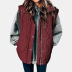 Bodywarmer voor dames met capuchon, knopen en zakken